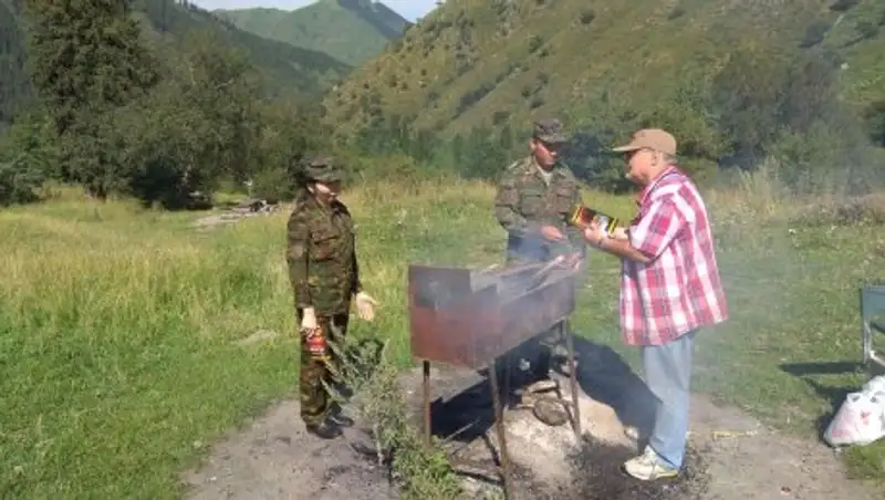 Почти на 200 тысяч оштрафовали нарушителей в горах Алматы