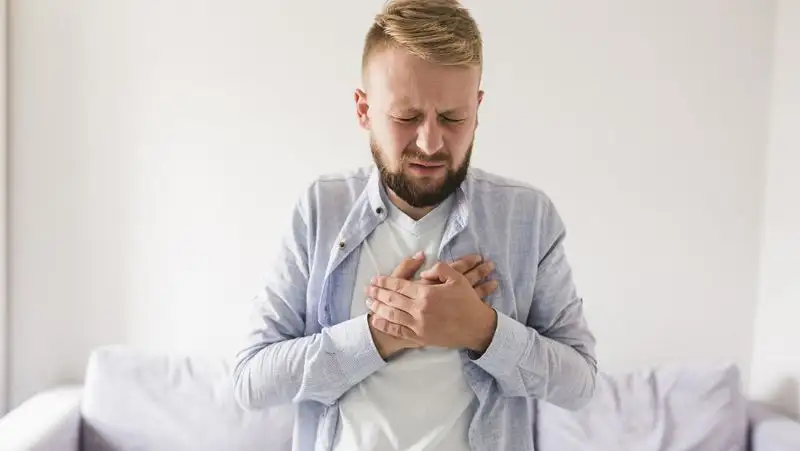 Врач объяснил, почему опасно лечить изжогу содой