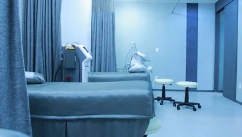 Умер первый пациент со штаммом коронавируса "дельта +" в Индии