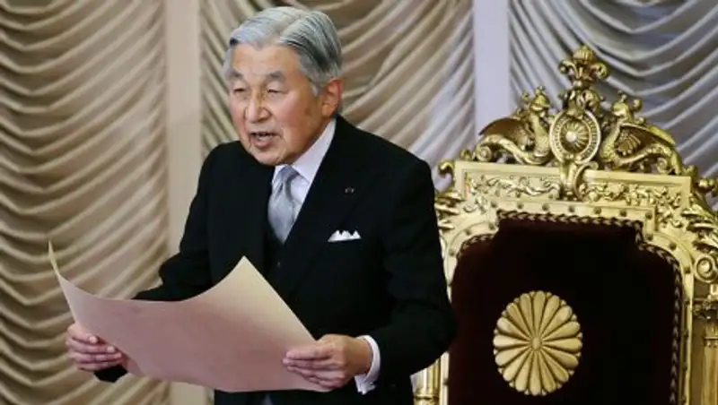 Император Японии утвердил состав нового кабинета министров