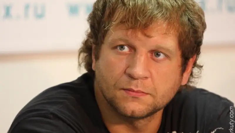 Суд продлил арест Александра Емельяненко