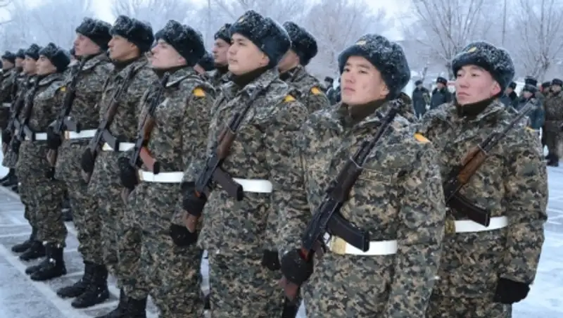 В Актау новобранцы Нацгвардии приняли присягу