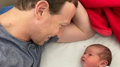 Стал отцом в третий раз, фото - Новости Zakon.kz от 24.03.2023 23:46