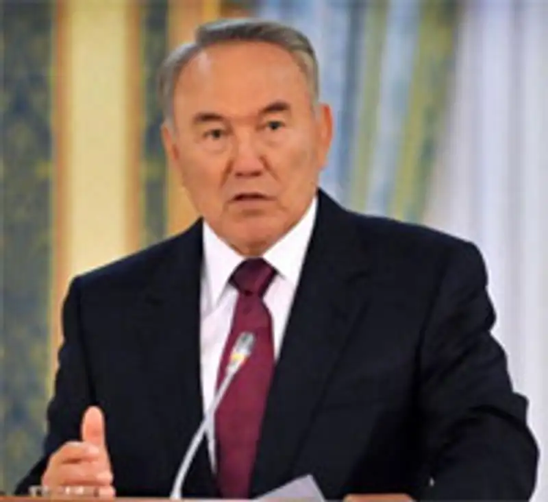 Глава государства провел совещание в связи с инцидентом на пограничном посту «Арканкерген», фото - Новости Zakon.kz от 01.06.2012 23:48