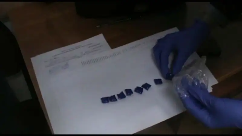 К 11 годам тюрьмы приговорили девушку в СКО за закладку «синтетики»