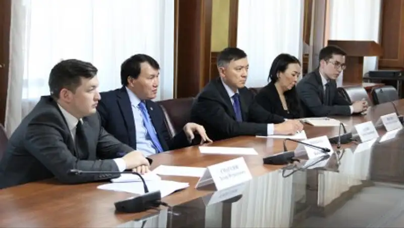 В Казахстане призывают управлять тюрьмами без коррупции