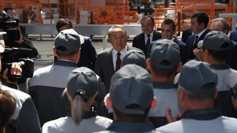 С планами по развитию индустриальной зоны Алматы ознакомился Назарбаев