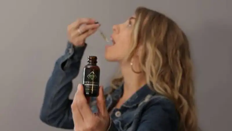 Врач объяснила, почему витамины могут быть опасны для здоровья