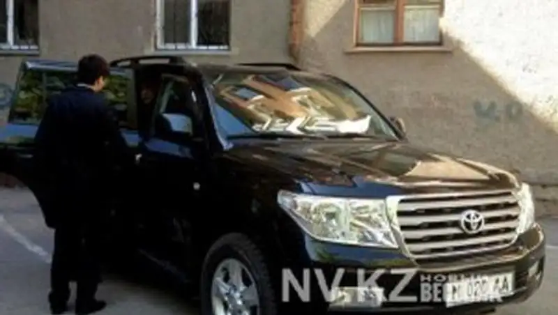 На обслуживание служебного автомобиля акима Караганды планируется потратить больше Т5 млн