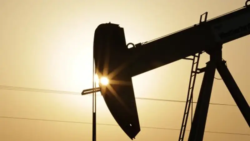 Возможность заморозки добычи нефти ОПЕК снизила цену на нефть