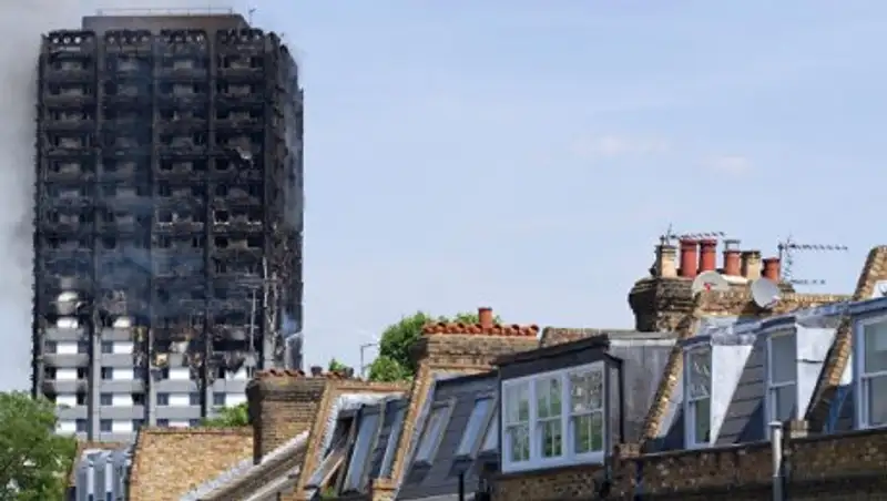 Источники сообщили о гибели 70 человек при пожаре в Лондоне