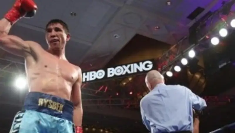 Казахстанский боксер Мадияр Ашкеев поднялся на 56 позиций в рейтинге Boxrec