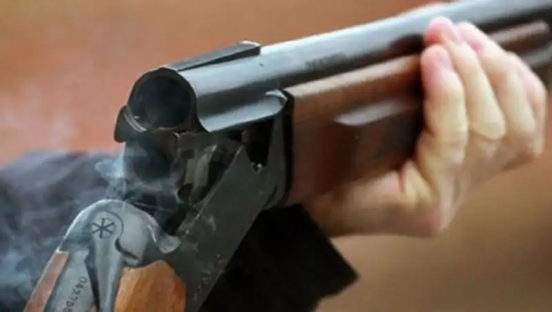 Пьяный мужчина устроил стрельбу в ВКО