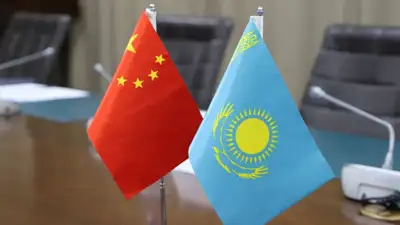 Казахстан и Китай намерены развивать Транскаспийский международный транспортный маршрут, фото - Новости Zakon.kz от 21.09.2023 09:58