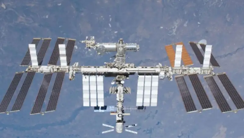 Началась повторная попытка коррекции орбиты МКС с помощью «Прогресса»
