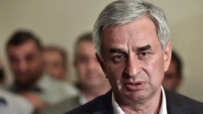 Жители Абхазии на референдуме выскажутся, доверяют ли президенту Хаджимбе