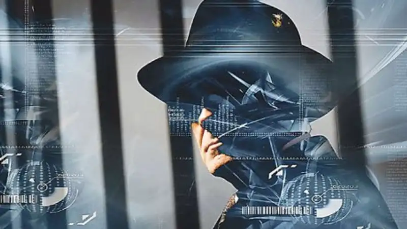 Разведка США утверждает, что Россия пыталась шпионить за Макроном в Facebook 