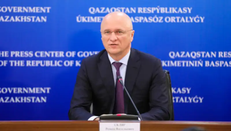 Продать имущество или взять кредит – Скляр о возврате билетов Bek Air