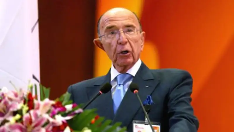 Члена МОК обвинили в домогательствах