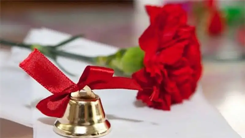 Для 7168  выпускников алматинских школ прозвенел «Последний звонок»