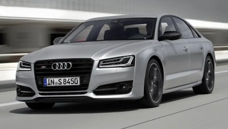 Audi представила свой самый мощный седан