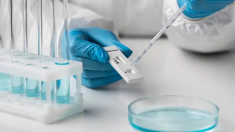 Резкий скачок числа заразившихся коронавирусом наблюдается в Казахстане