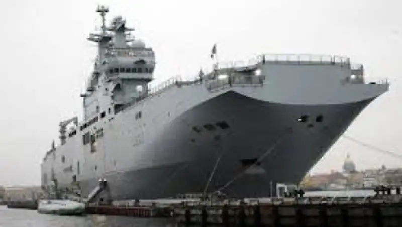 В Госдуме заявили, что Россия не согласна на реэкспорт "Мистралей" до возврата неустойки