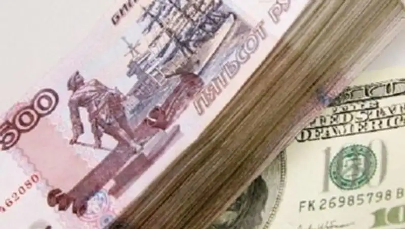 В ЗКО скупили рекордное количество российских рублей