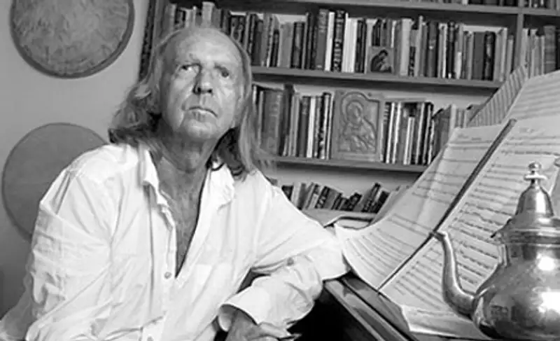 Умер британский композитор Джон Тавенер