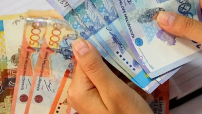 Число страховых выплат подскочило за год более чем в 2 раза