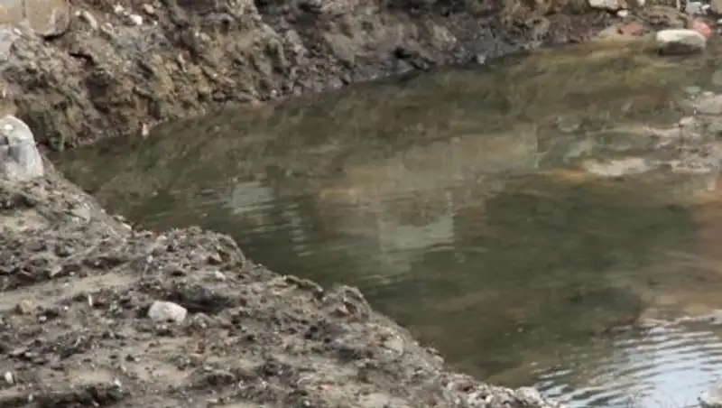 Трехлетний ребенок захлебнулся в яме с водой в Алматинской области