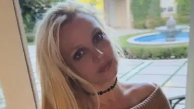 Спирс впервые за долгое время опубликовала видео в одежде, фото - Новости Zakon.kz от 03.10.2023 19:58