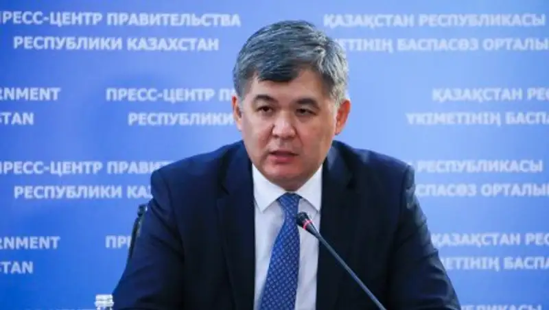 Биртанов пообещал проконтролировать расследование гибели новорожденного в столичном роддоме