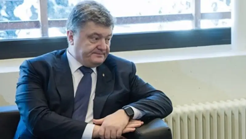 Порошенко подписал "безвизовый" закон об электронных декларациях