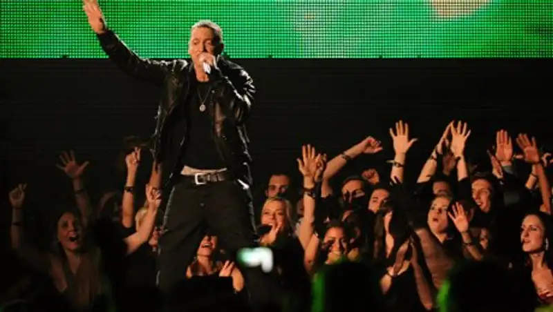 Eminem заставил поклонников скандировать оскорбления в адрес Трампа