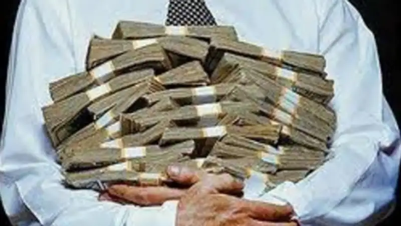 В Кокшетау преподаватель колледжа присвоил деньги своих коллег