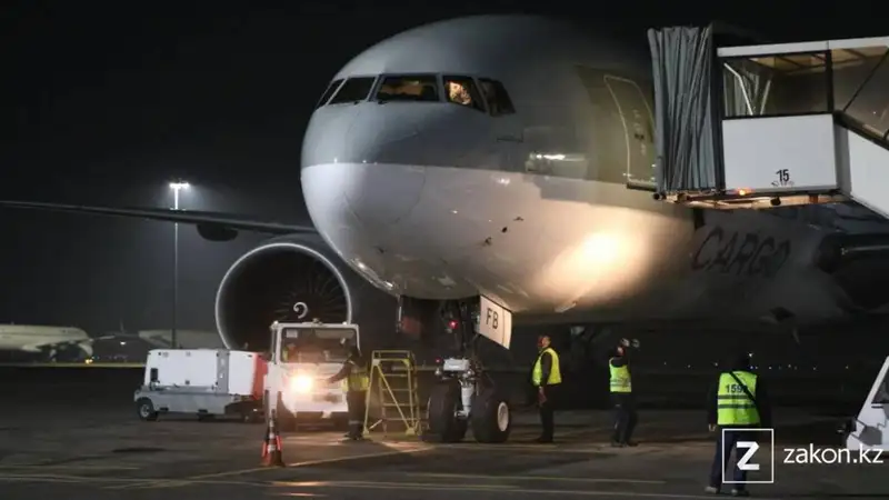 Когда в Казахстан привезут вторую партию Pfizer