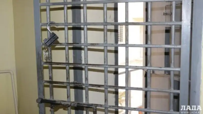 Жительница Актау оказалась в колонии за аферы с земельными участками и трудоустройством