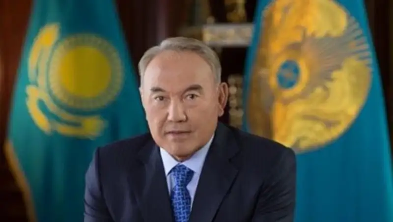 Назарбаев: Меня огорчает большое количество разводов