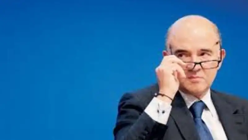 Еврокомиссар: риск выхода Греции из еврозоны практически исчез