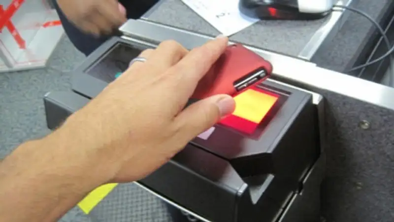 Электронные посадочные талоны внедрят в аэропортах Астаны и Алматы до конца года