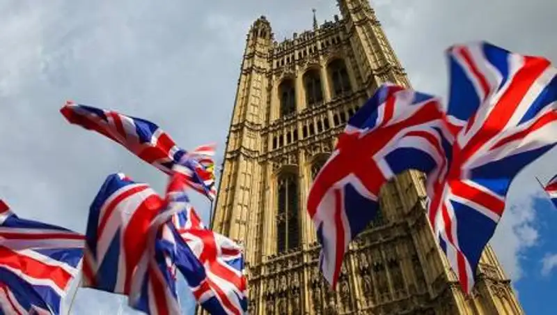 Великобритания не будет вводить "паспорта вакцинированного"