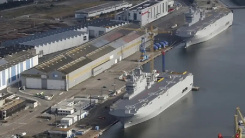 Россия и Франция достигли официальной договоренности по «Мистралям»