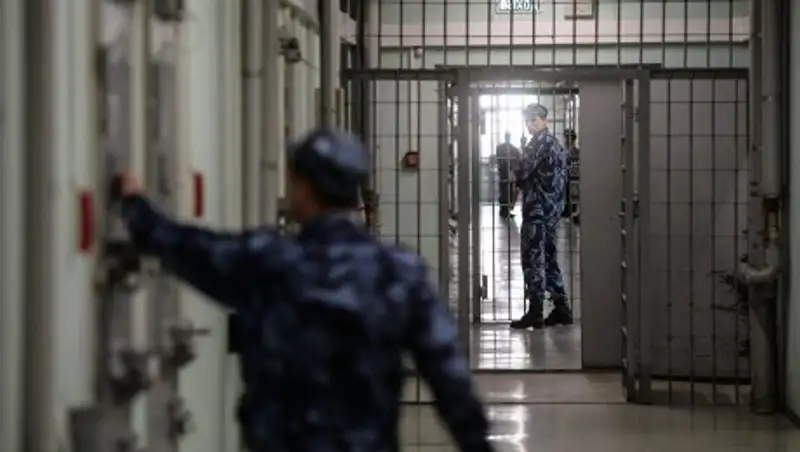 Снявший видео нападения на свою жену мужчина осужден в ЮКО