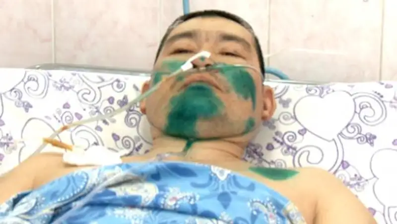 Санавиация доставила в Астану павлодарского полицейского, спасшего 18 школьников