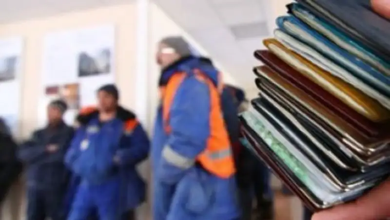 Двух иностранок с двойным гражданством задержали в аэропорту Алматы