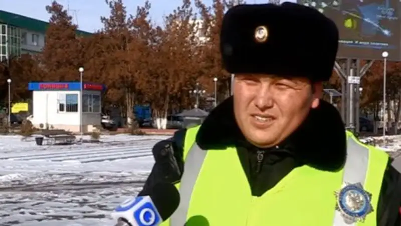 Добрый полицейский из Шымкента не считает свой поступок чем то особенным
