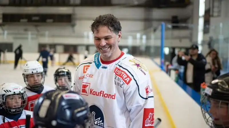 Чешский игрок Яромир Ягр стал лучшим бомбардиром мирового хоккея