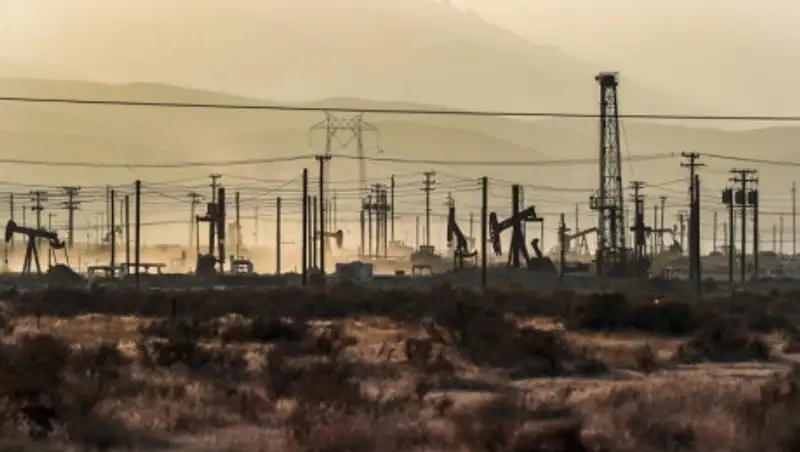 Одна из крупнейших нефтяных компаний США подала заявление о банкротстве