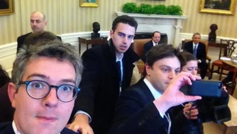 Белый дом снял запрет на использование камер во время экскурсий